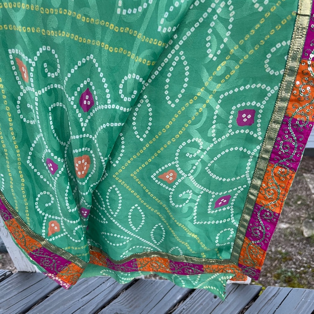 Saree with blouse piece